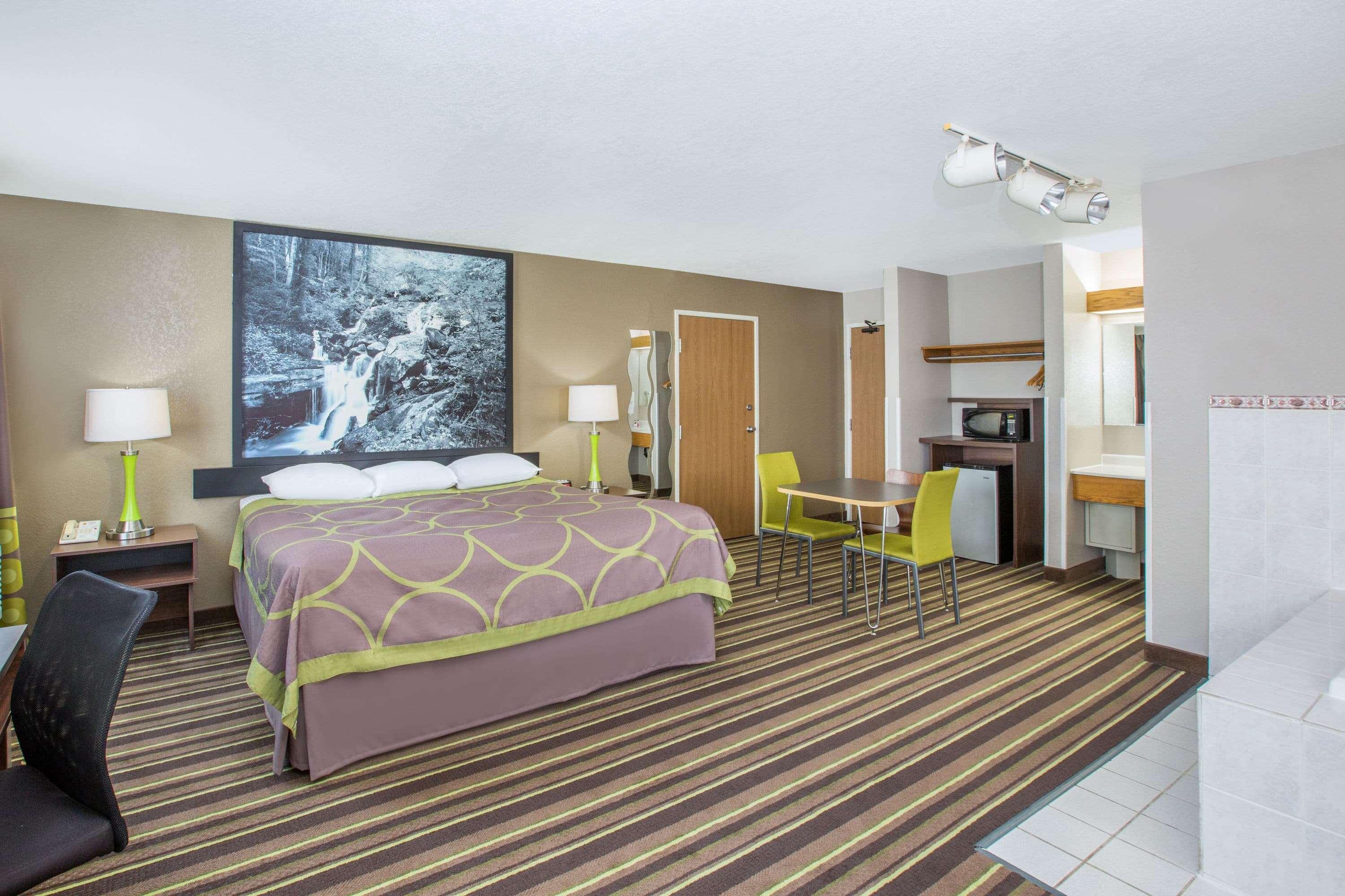 Super 8 By Wyndham Brookings Hotel Buitenkant foto