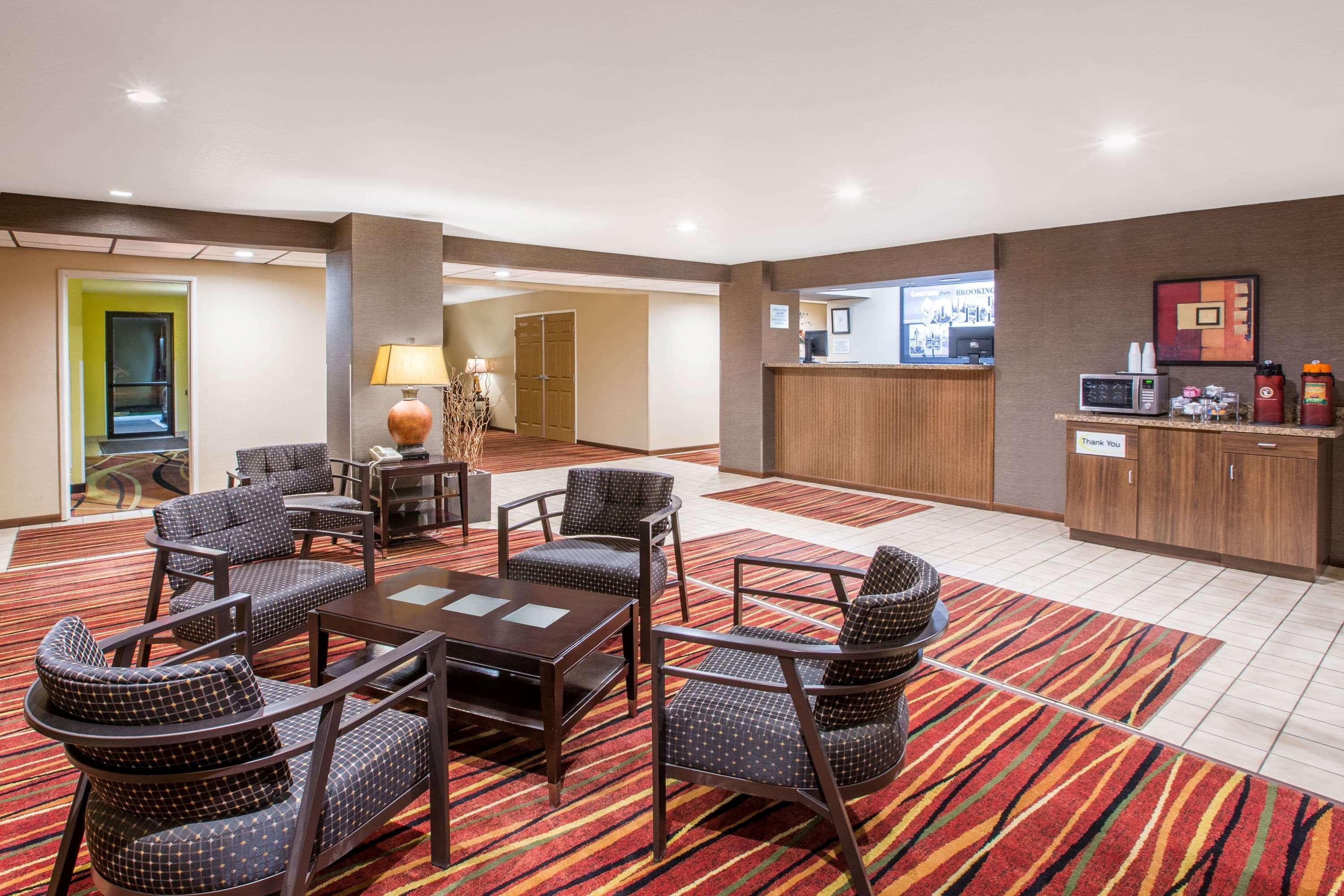 Super 8 By Wyndham Brookings Hotel Buitenkant foto