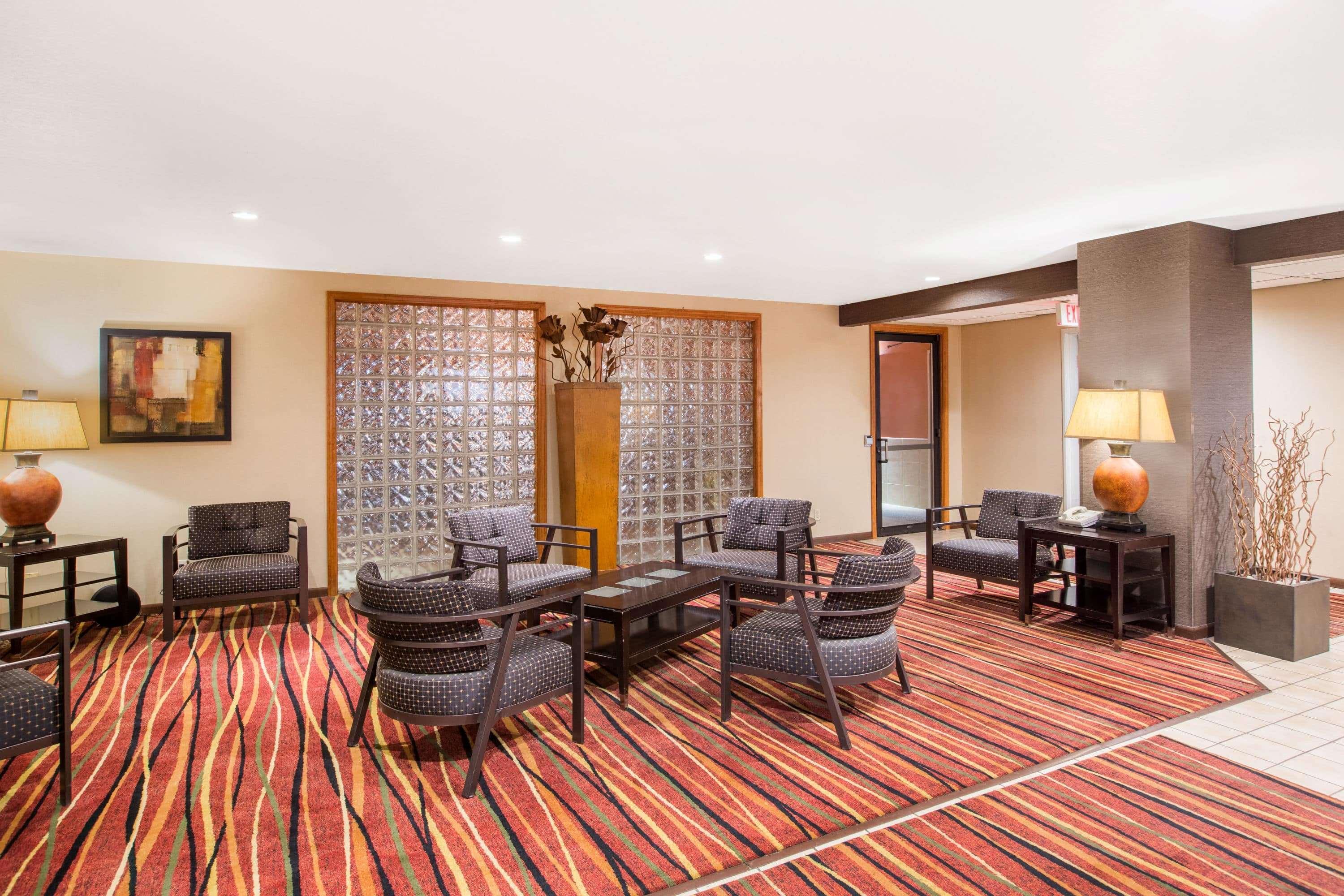 Super 8 By Wyndham Brookings Hotel Buitenkant foto