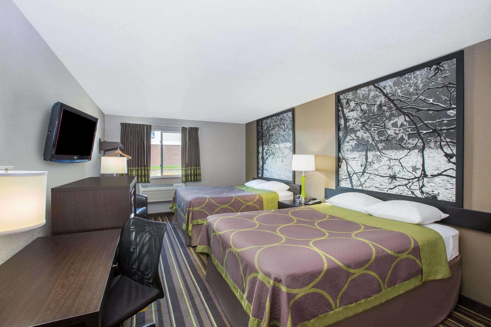 Super 8 By Wyndham Brookings Hotel Buitenkant foto