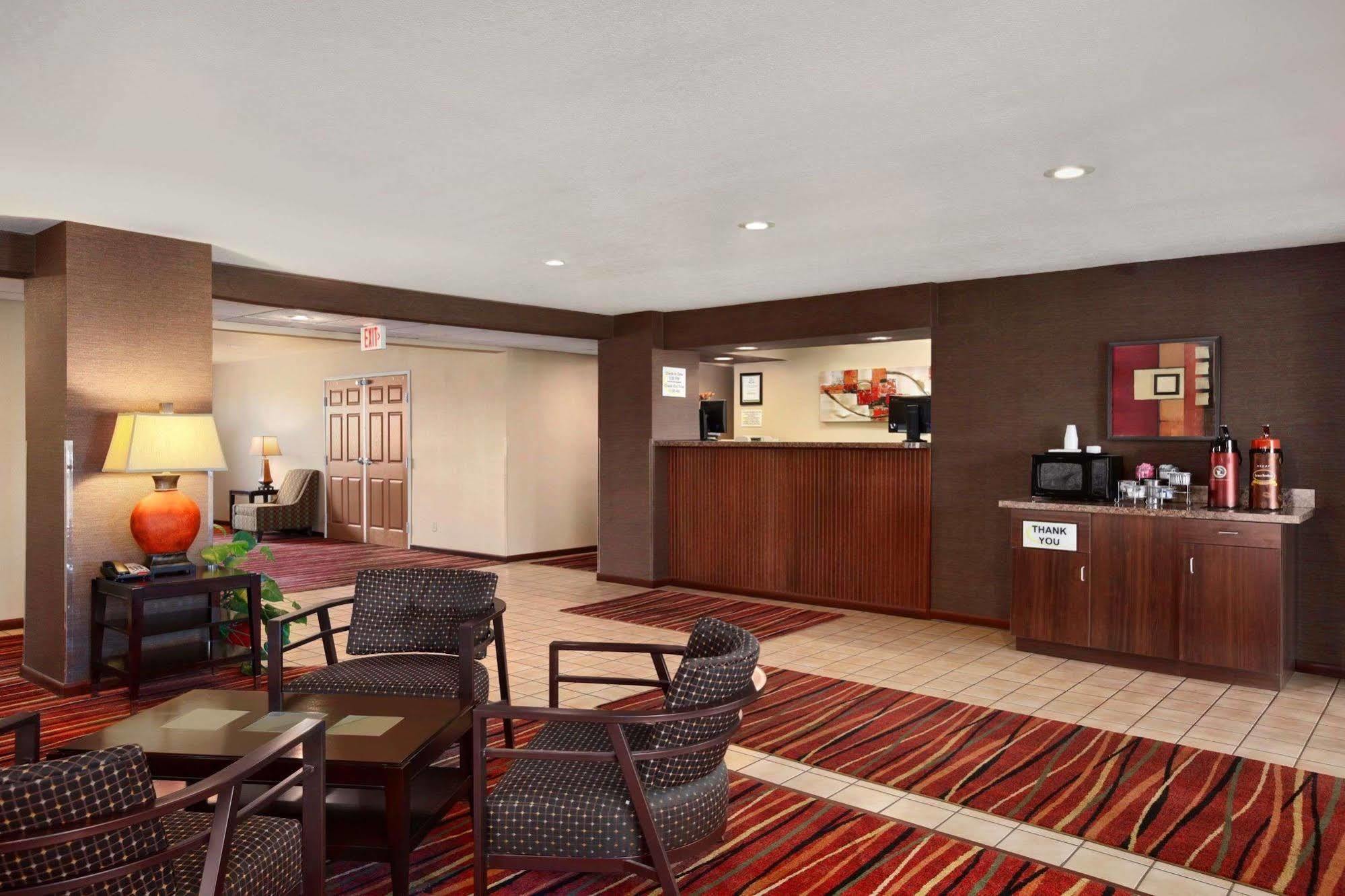 Super 8 By Wyndham Brookings Hotel Buitenkant foto