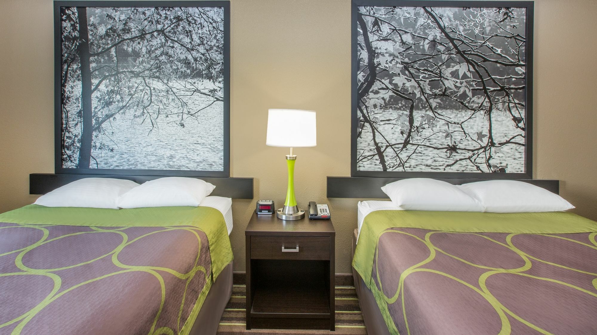 Super 8 By Wyndham Brookings Hotel Buitenkant foto